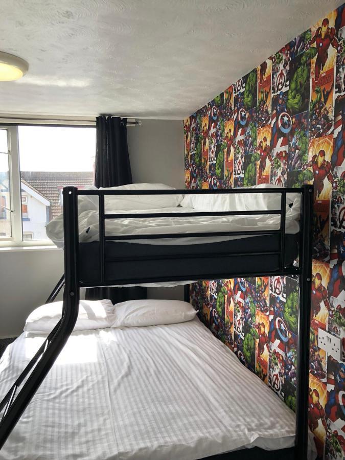 Ultimate Family Guest House Blackpool Exterior foto