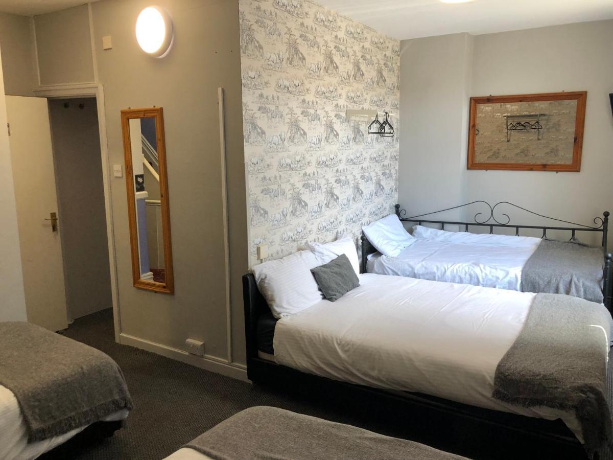 Ultimate Family Guest House Blackpool Exterior foto